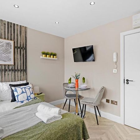 Cosy Heathrow Studios - Parking - Garden Londres Extérieur photo