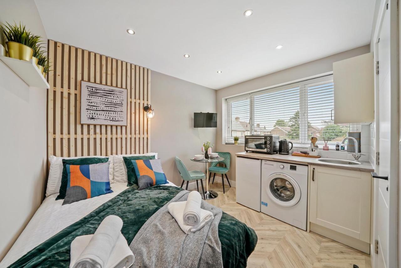 Cosy Heathrow Studios - Parking - Garden Londres Extérieur photo