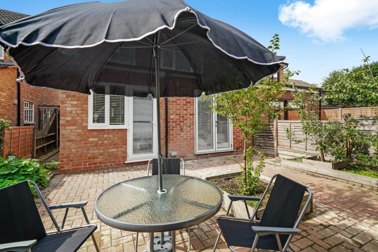Cosy Heathrow Studios - Parking - Garden Londres Extérieur photo