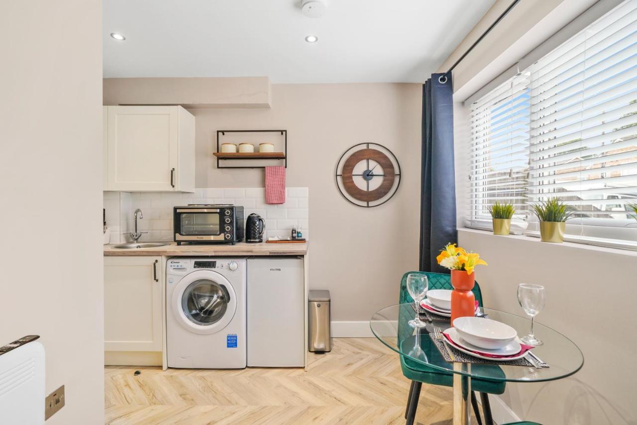 Cosy Heathrow Studios - Parking - Garden Londres Extérieur photo