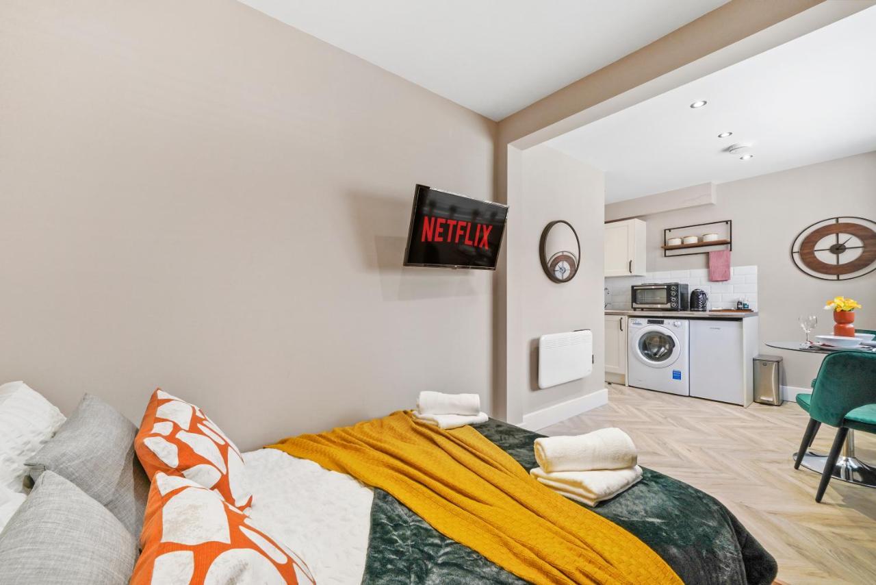 Cosy Heathrow Studios - Parking - Garden Londres Extérieur photo