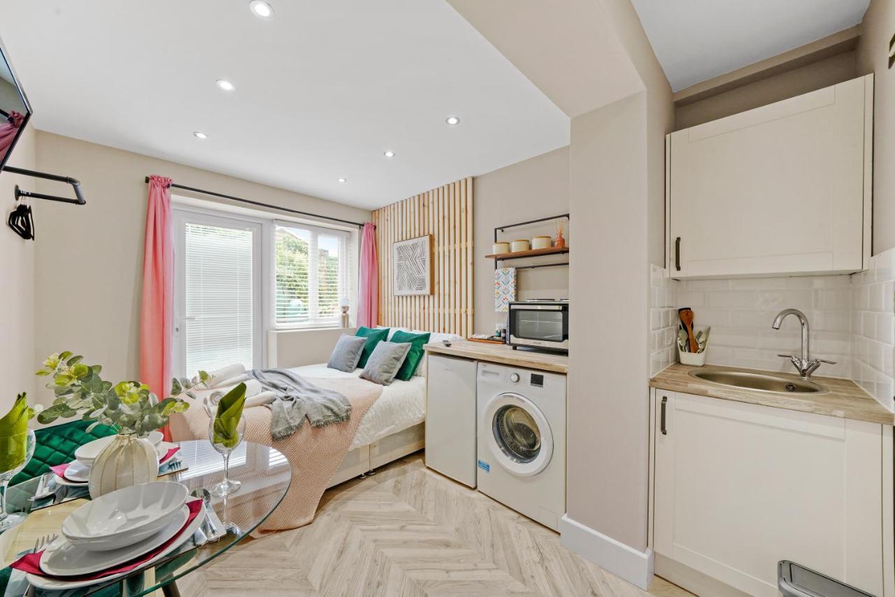 Cosy Heathrow Studios - Parking - Garden Londres Extérieur photo
