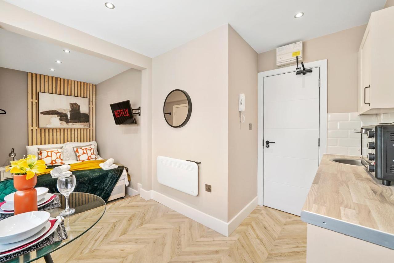 Cosy Heathrow Studios - Parking - Garden Londres Extérieur photo