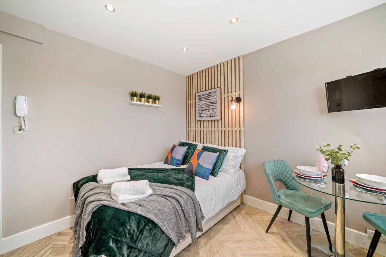 Cosy Heathrow Studios - Parking - Garden Londres Extérieur photo