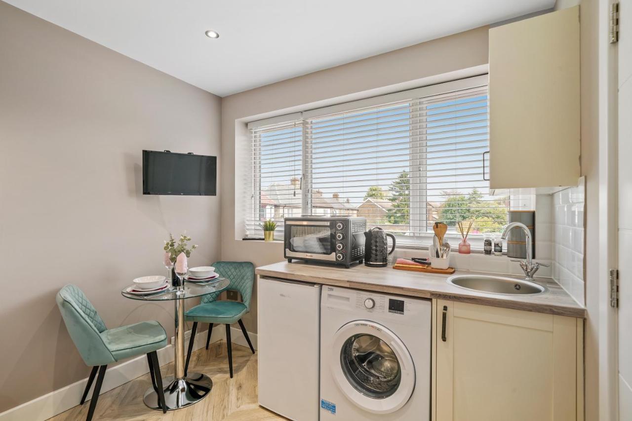 Cosy Heathrow Studios - Parking - Garden Londres Extérieur photo