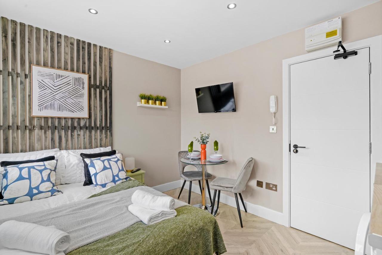 Cosy Heathrow Studios - Parking - Garden Londres Extérieur photo