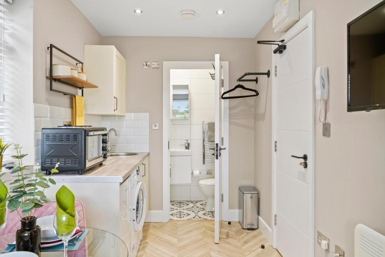 Cosy Heathrow Studios - Parking - Garden Londres Extérieur photo