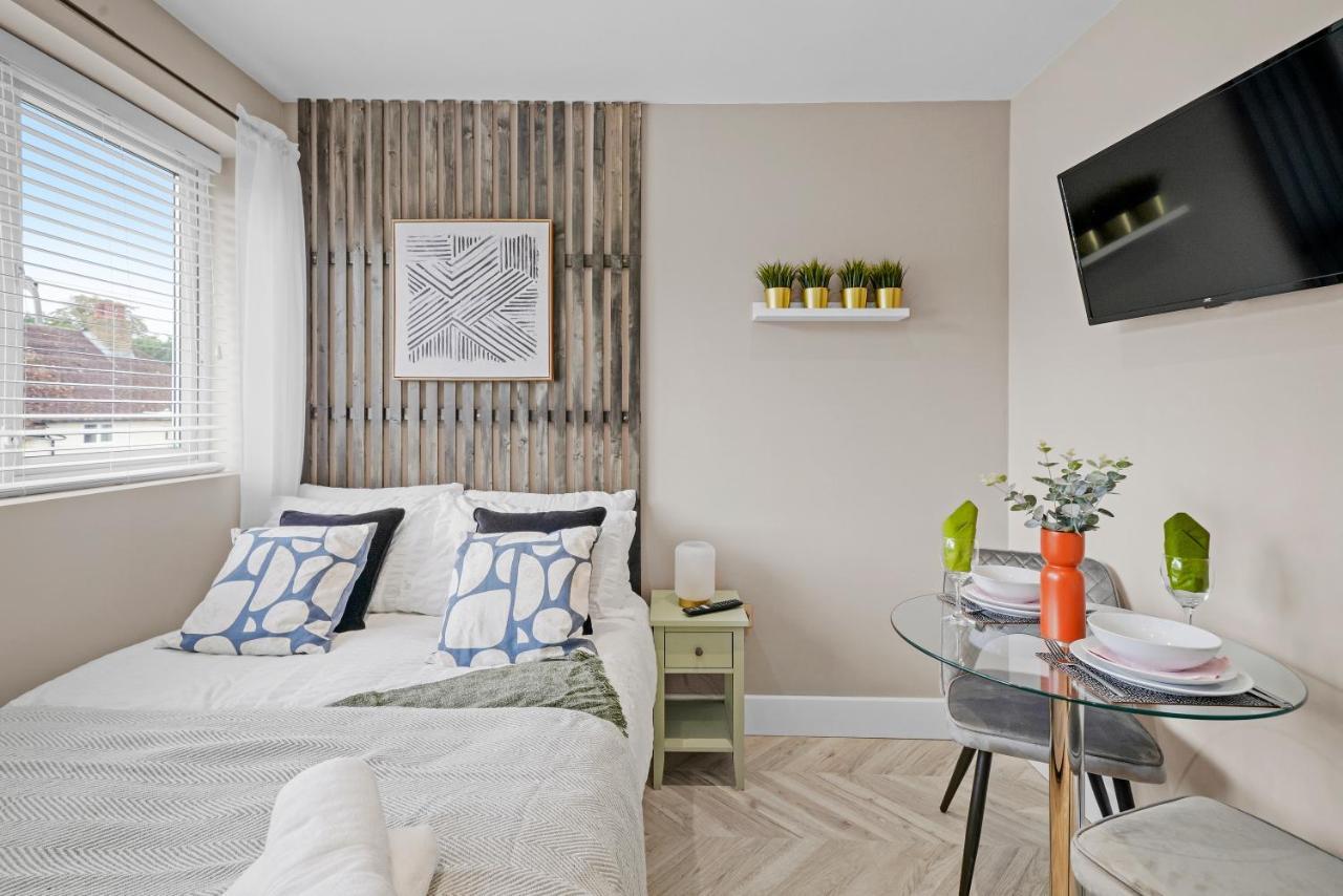 Cosy Heathrow Studios - Parking - Garden Londres Extérieur photo